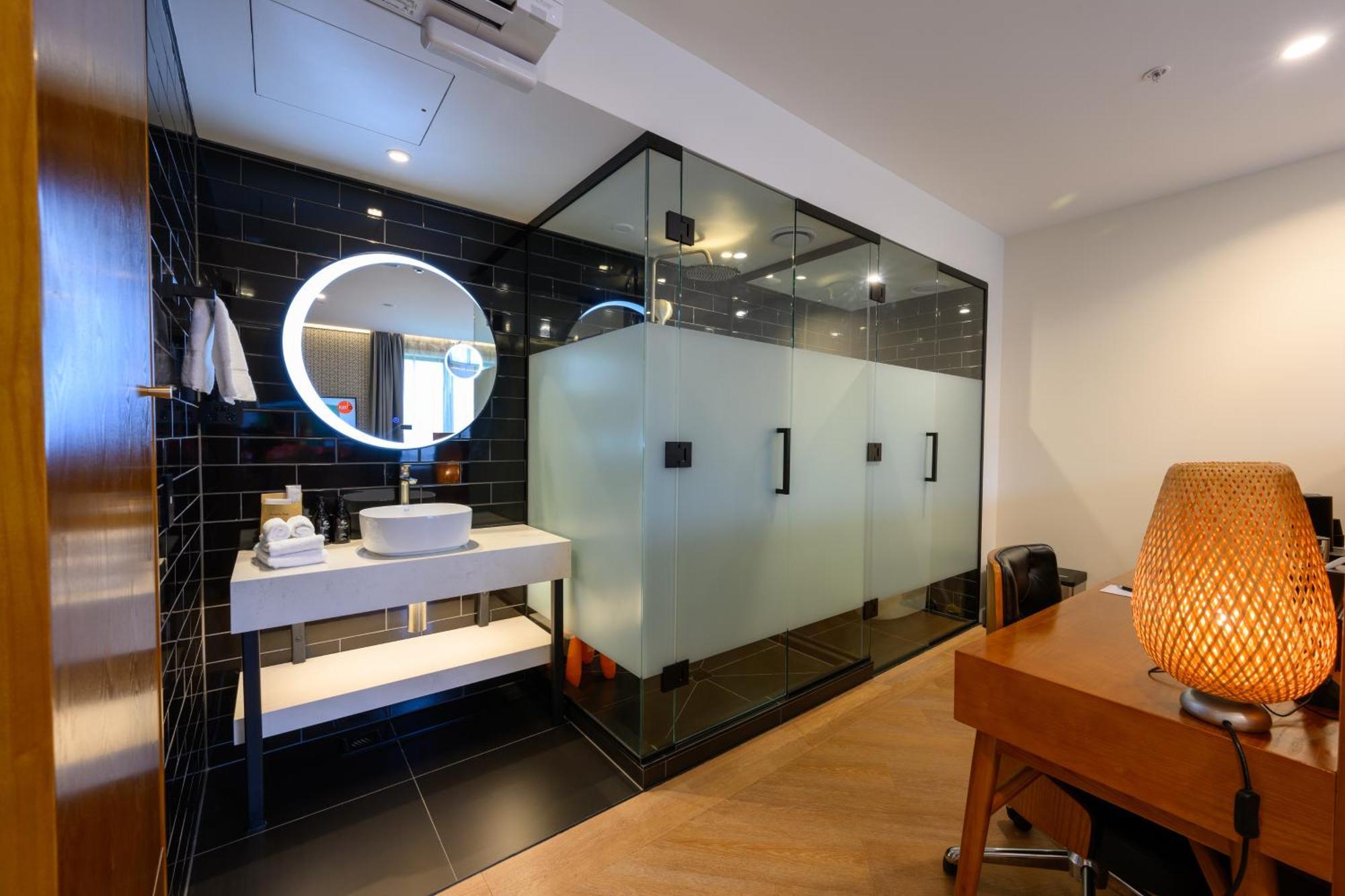 Ohtel Auckland Hotel Værelse billede A bathroom in a hotel