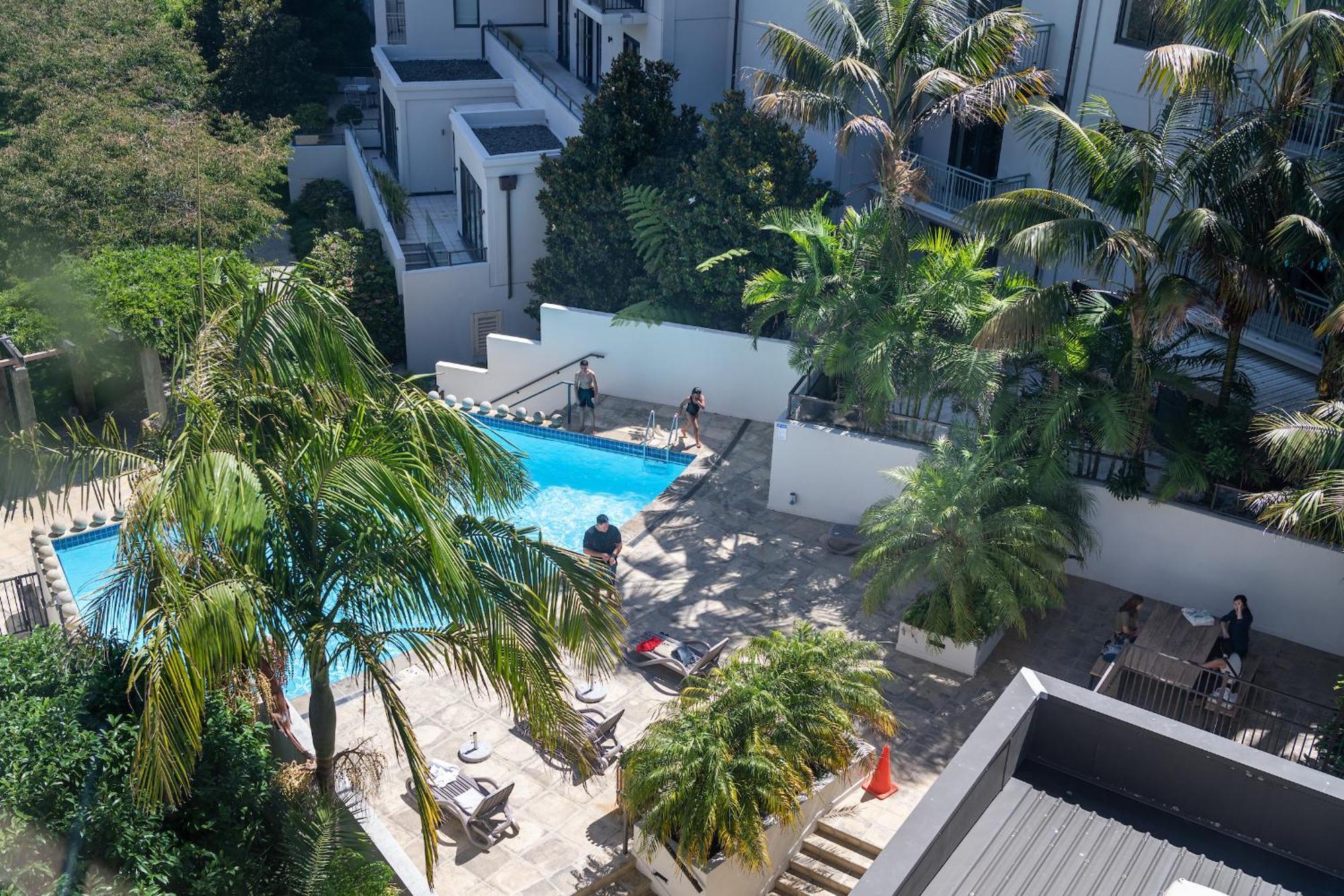 Ohtel Auckland Hotel Eksteriør billede The pool at the W Hotel